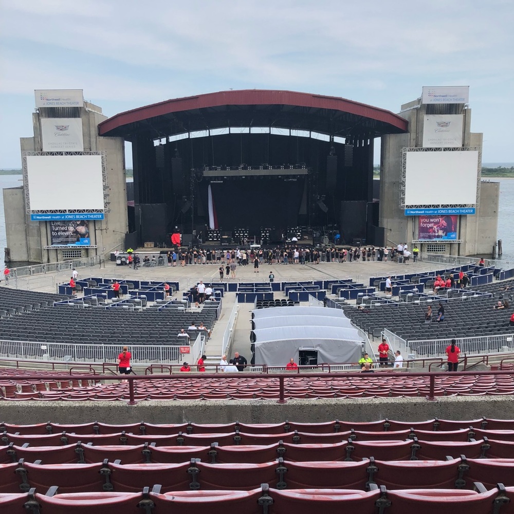 Meet your Posher, Tristin